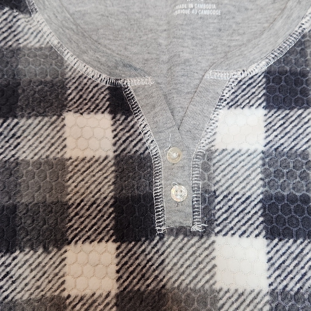 Nautica Long Sleeve Shirt - Picture 5 of 9